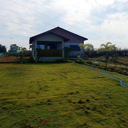The Palash Vann Pench Khawāsa 外观 照片